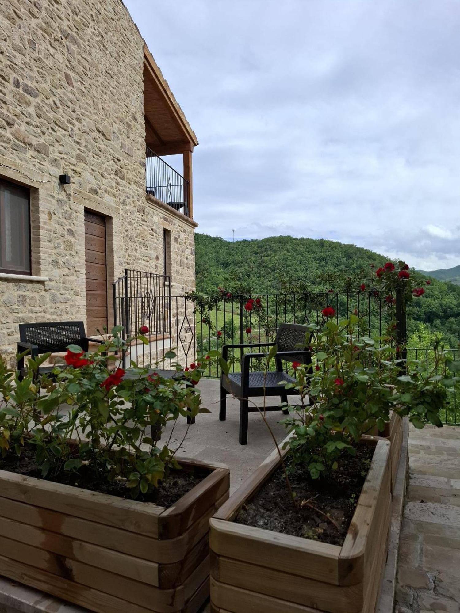 Hotel Luciae Domus à Roccascalegna Extérieur photo